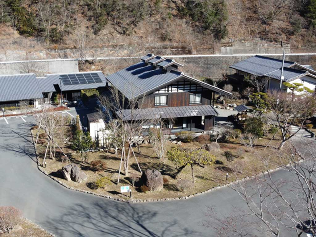 古民家の宿　川の音
